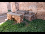 03312 ostia - regio i - insula iii - caseggiato dei molini (i,iii,1) - raum (15) - bar - suedwestecke - 01-2024.jpg